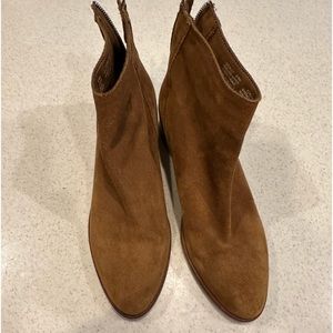 Steve Madden Brown Suede Booties size 9.5